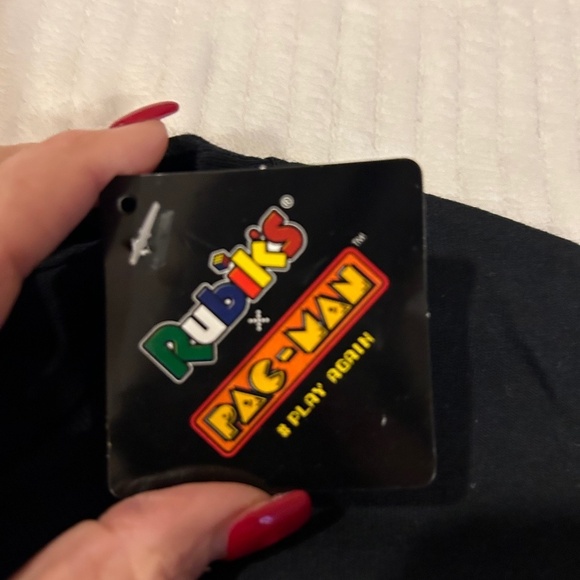 50%off w♥️ New Pac Man Shirt Large Men's  Black Rubik's Cube Mash Up Retro #15 - Picture 3 of 5